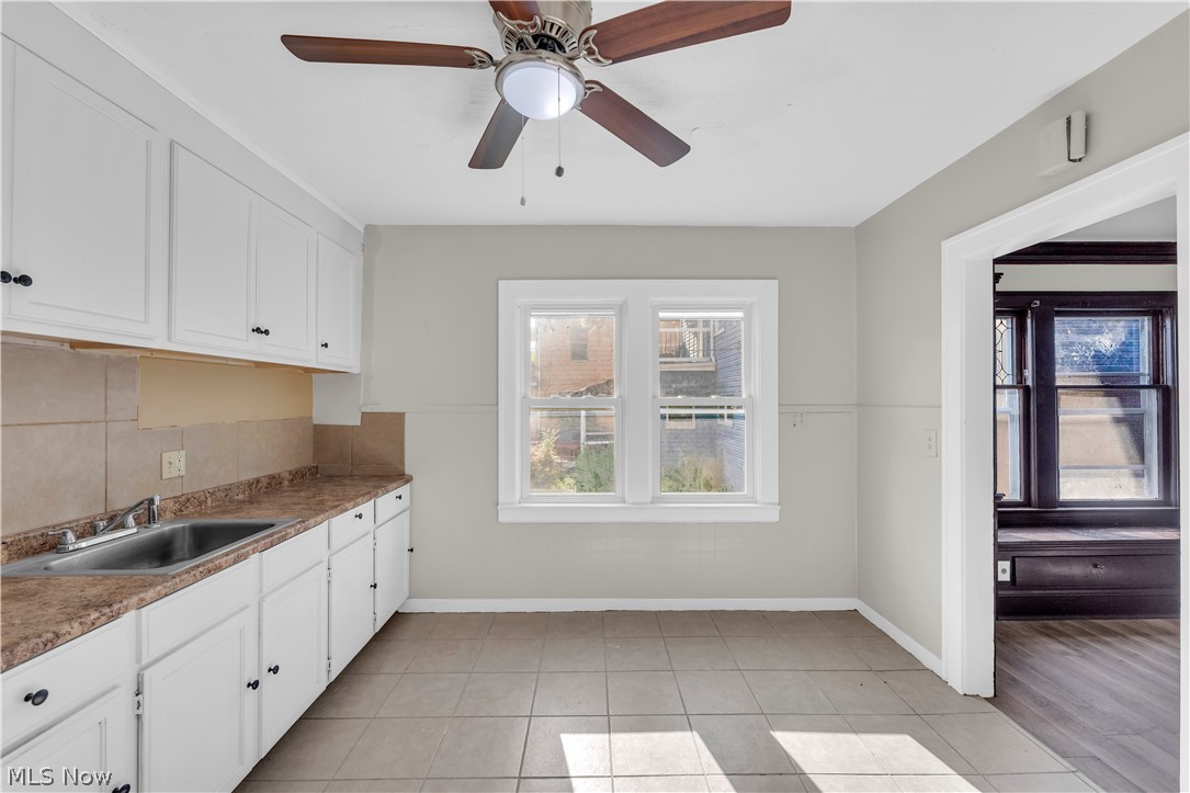 12812 Parkhill Avenue 1/dn Property Photo 11
