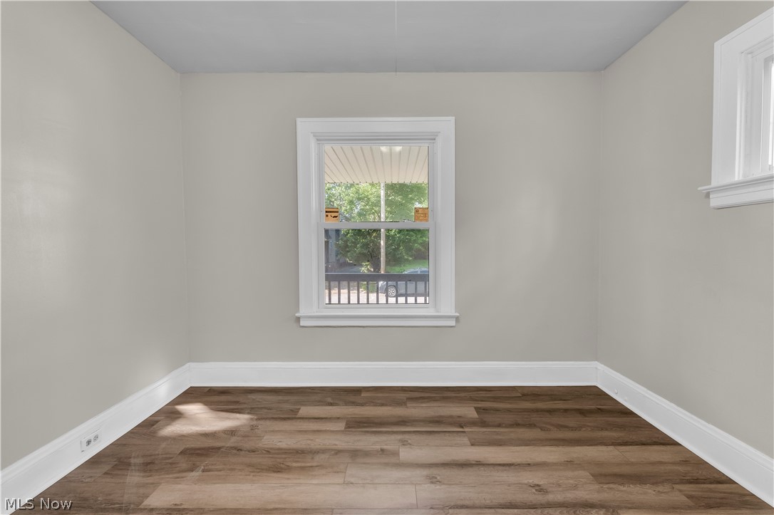 12812 Parkhill Avenue 1/dn Property Photo 15