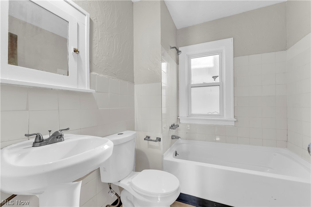 12812 Parkhill Avenue 1/dn Property Photo 19