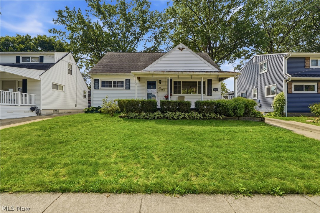 318 Lehigh Avenue Property Photo 1
