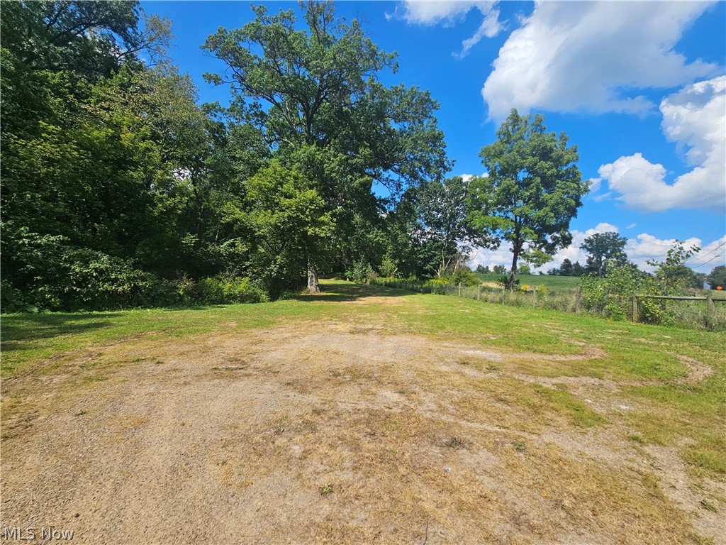 9144 Lodi Road Property Photo 1