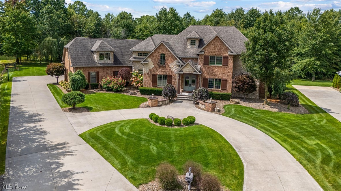 1555 Fox Den Court