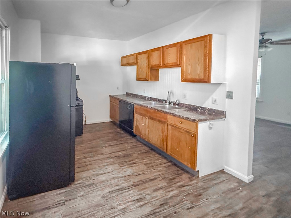2173 E 86th Street Property Photo 4