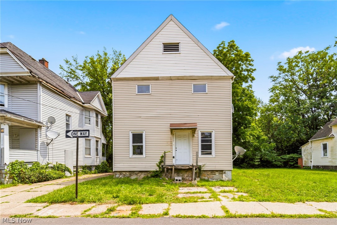 3257 E 56th Place Property Photo 1