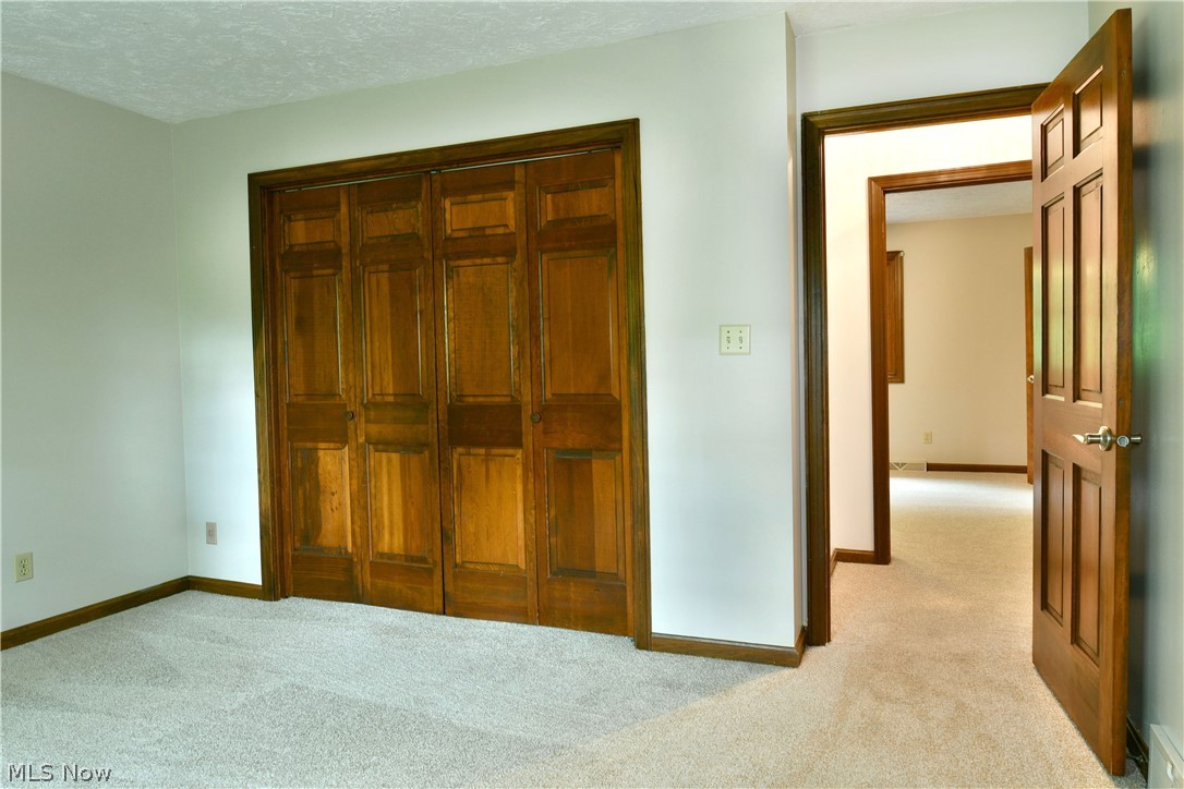 1097 Center Street E Property Photo 30