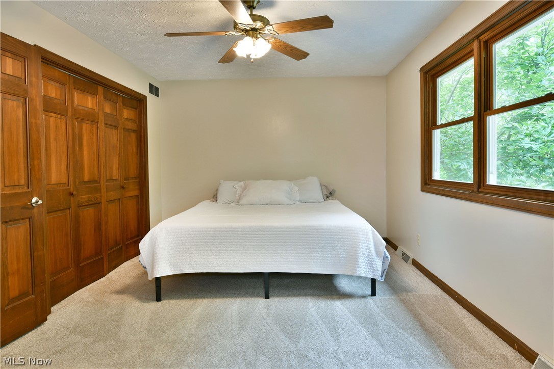 1097 Center Street E Property Photo 32