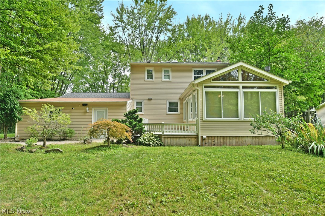 1097 Center Street E Property Photo 42