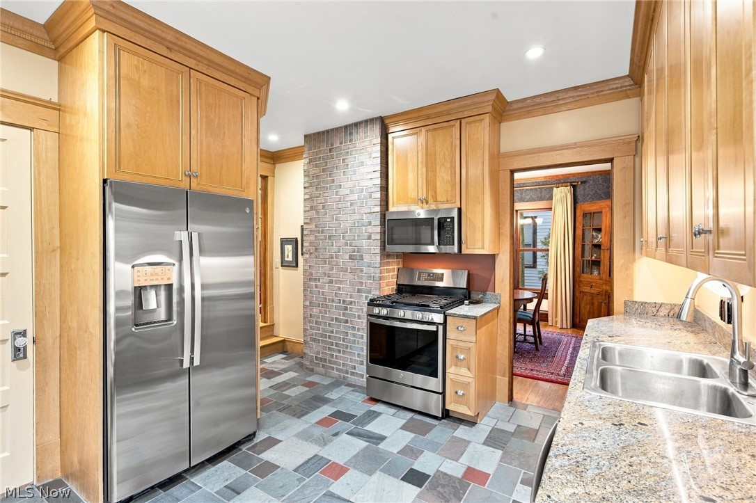 173 Beech Street Property Photo 17