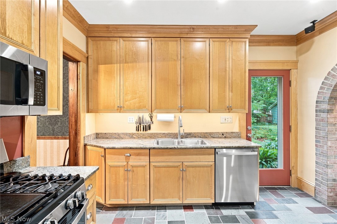 173 Beech Street Property Photo 18