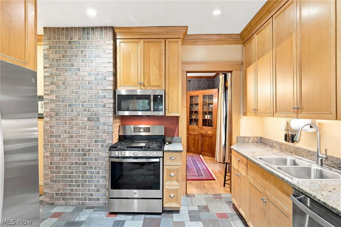 173 Beech Street Property Photo 19