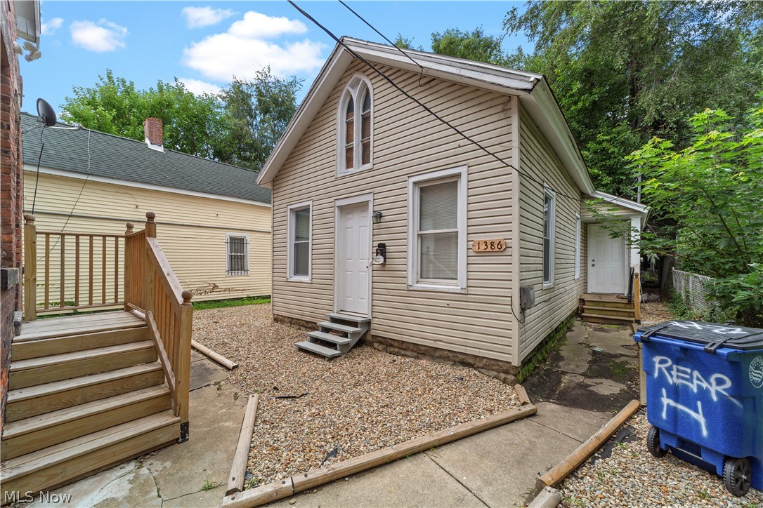 1386 E 43 Property Photo 4