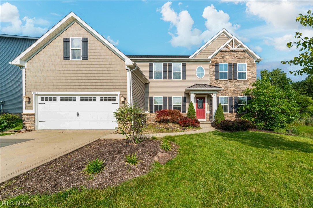5570 W Long Ridge Drive Property Photo 1