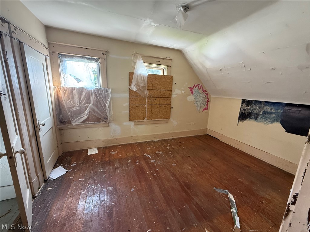 1911 Pointview Avenue Property Photo 11