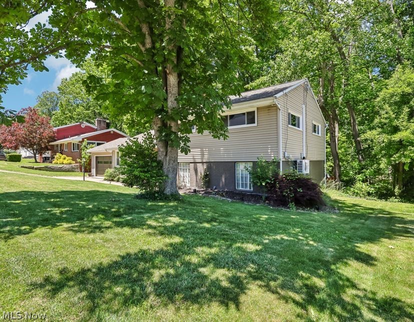 1593 Kingsley Avenue Property Photo 3