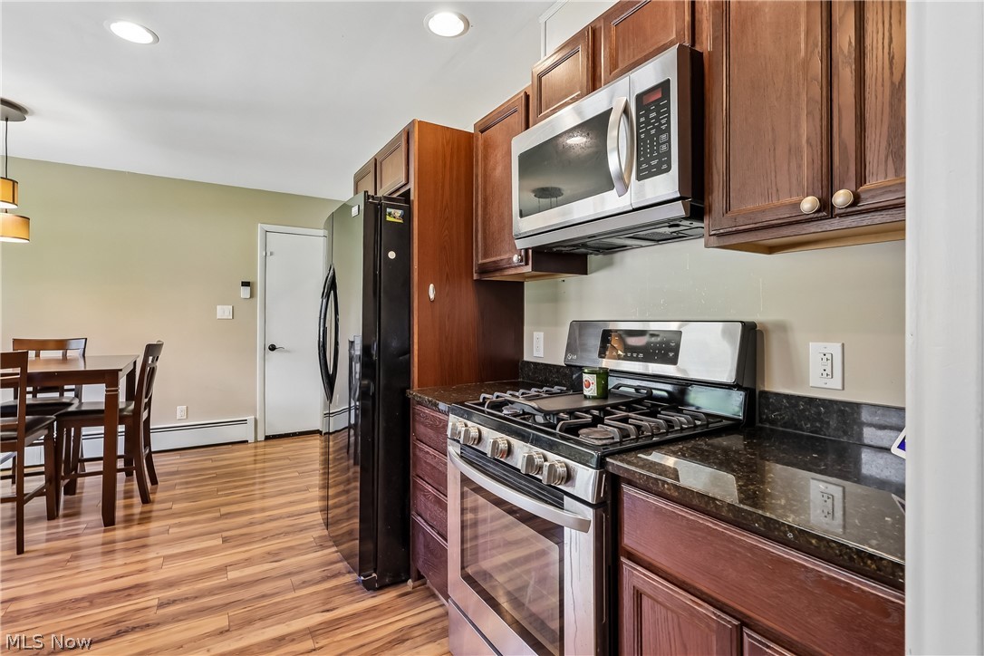 1593 Kingsley Avenue Property Photo 10