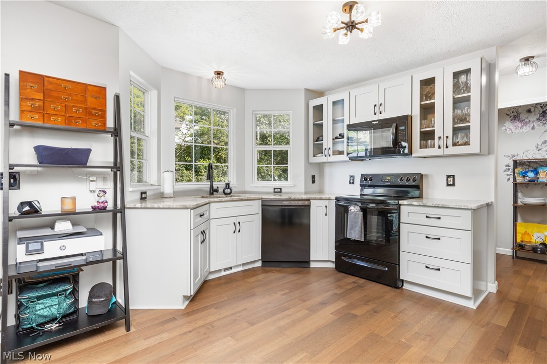 4461 Lockmoor Lane Property Photo 11
