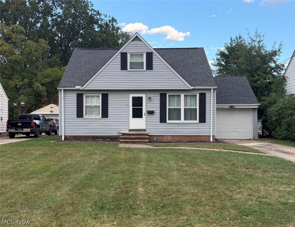 1719 E 300th Street Property Photo 1