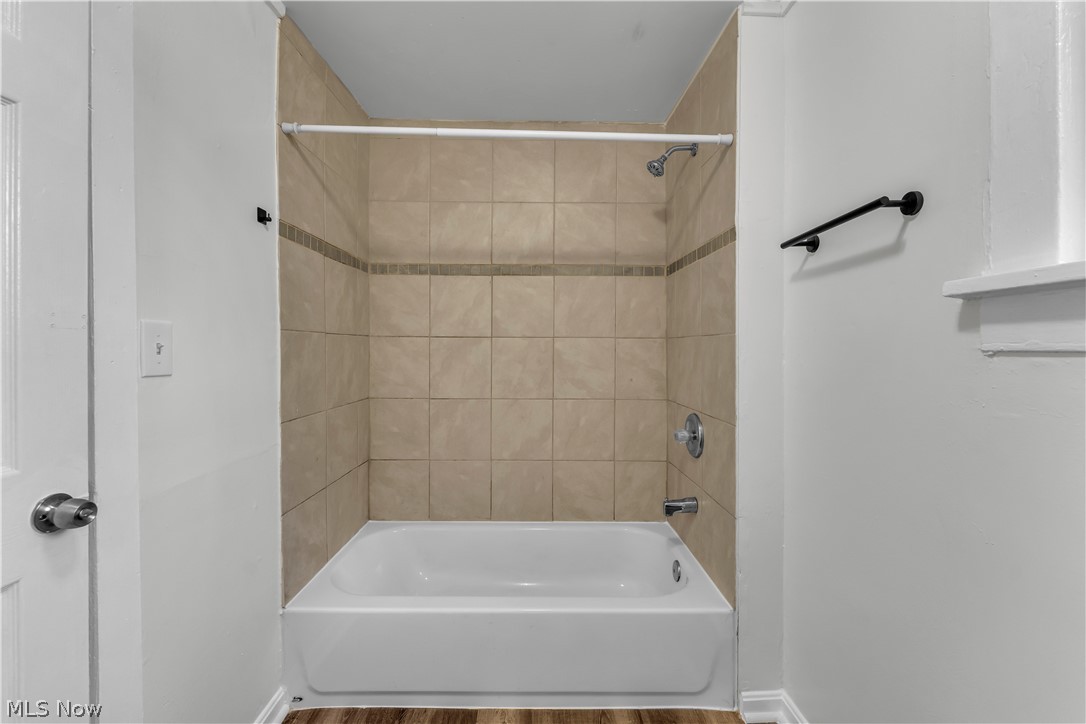 1296 W Wilbeth Road Property Photo 24