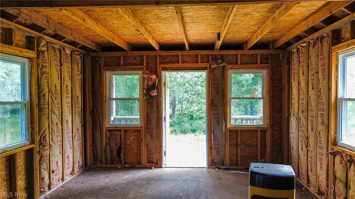 River Road Property Photo 28