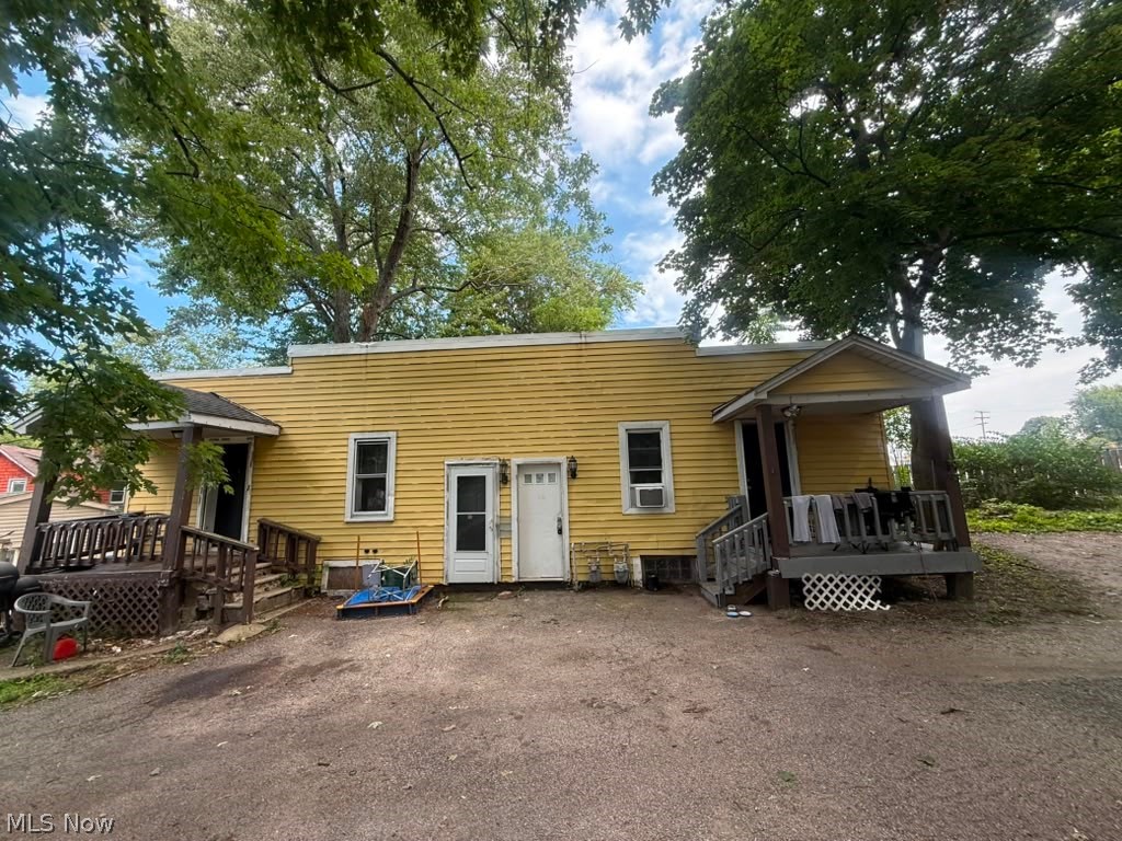 133 W Jackson Street Property Photo 1