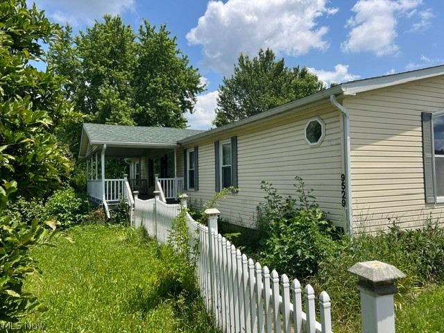 9529 Lodi Road Property Photo 1