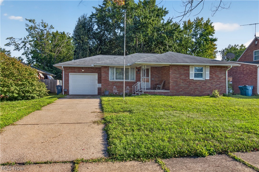 2540 E 35th Street