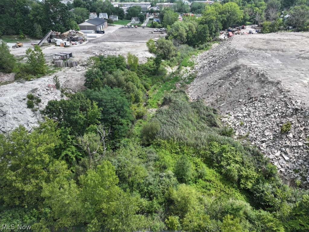 Sanford Boulevard Property Photo 2