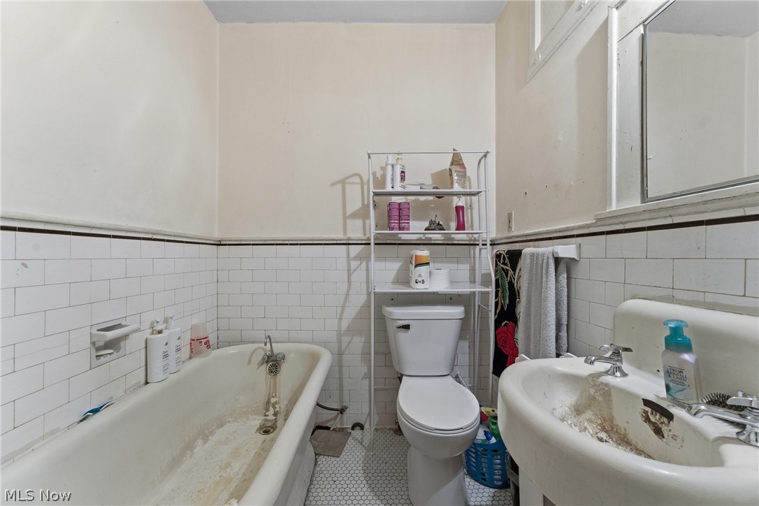 3013 Tuscarawas Street W Property Photo 42