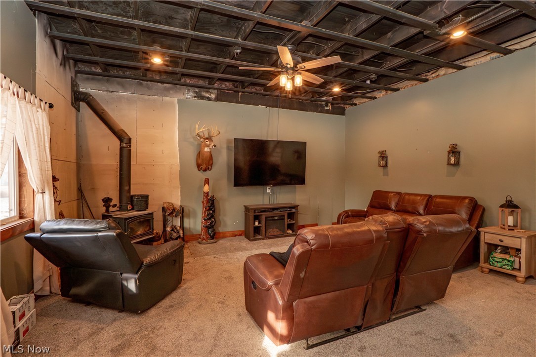 8178 Navarre Road Sw Property Photo 3