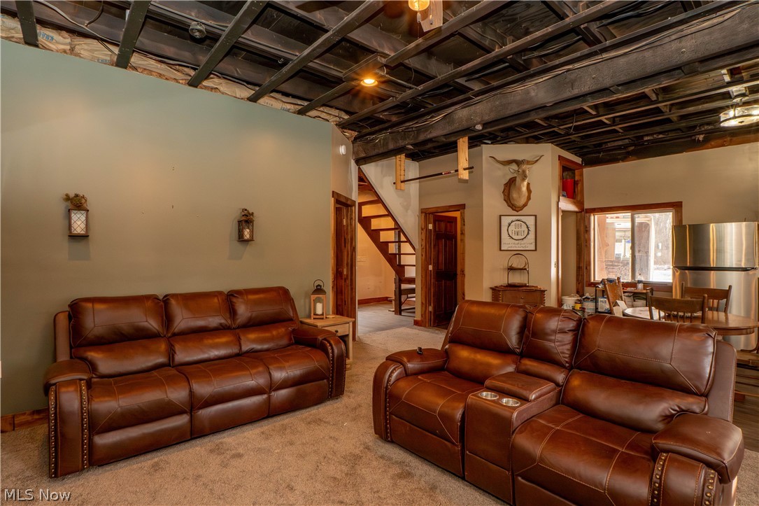 8178 Navarre Road Sw Property Photo 4