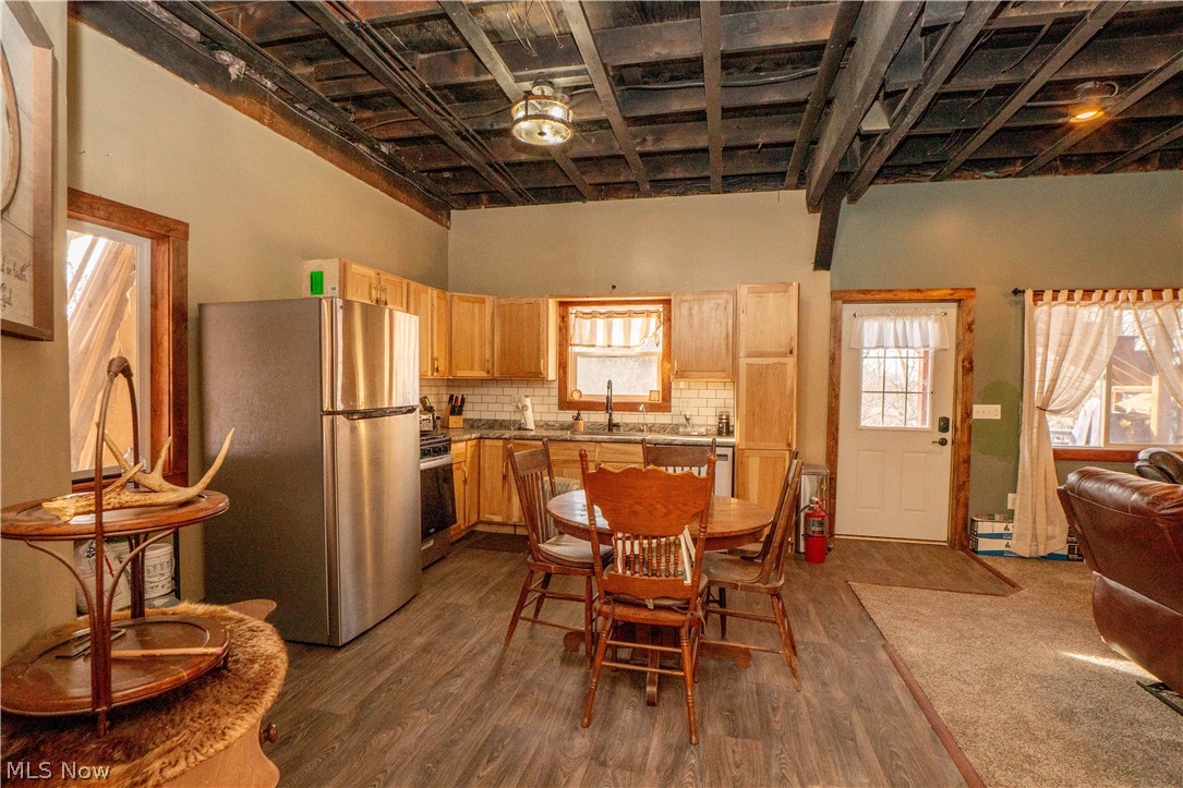 8178 Navarre Road Sw Property Photo 6