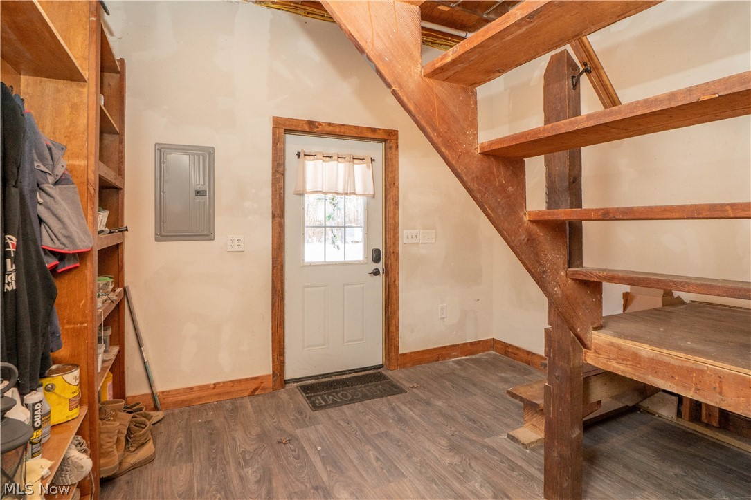 8178 Navarre Road Sw Property Photo 12