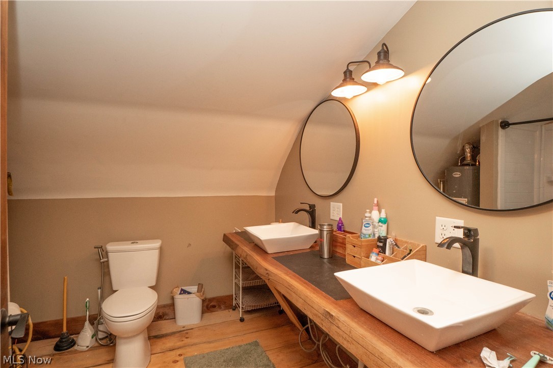 8178 Navarre Road Sw Property Photo 24
