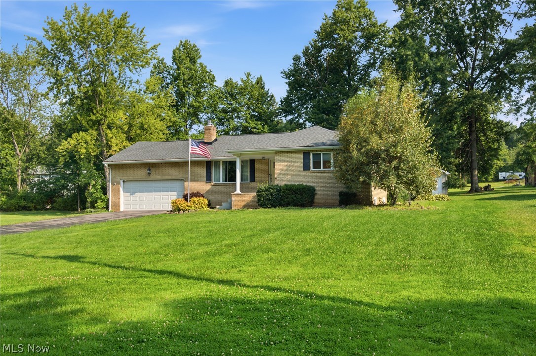 6987 White Oak Drive Property Photo 1