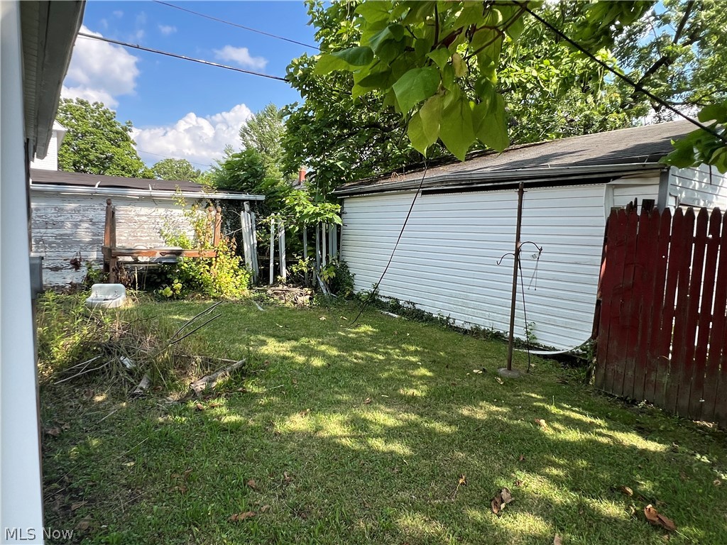 3641 E 106th Street Property Photo 25