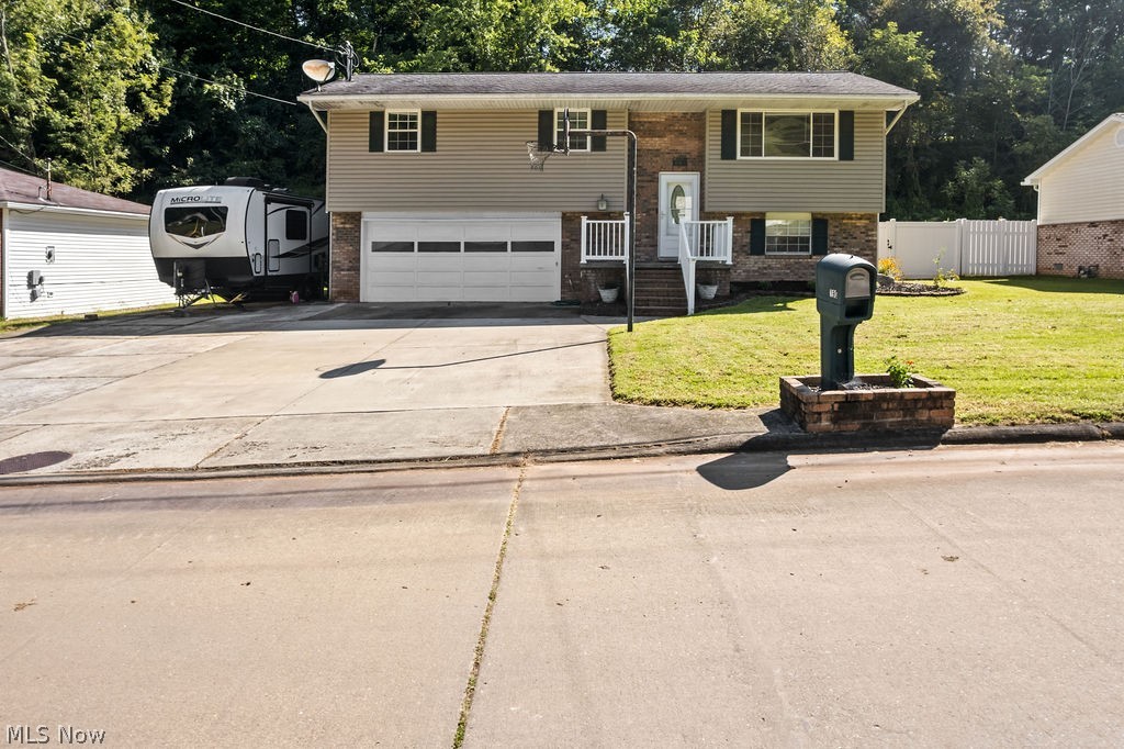 190 Suzanne Street