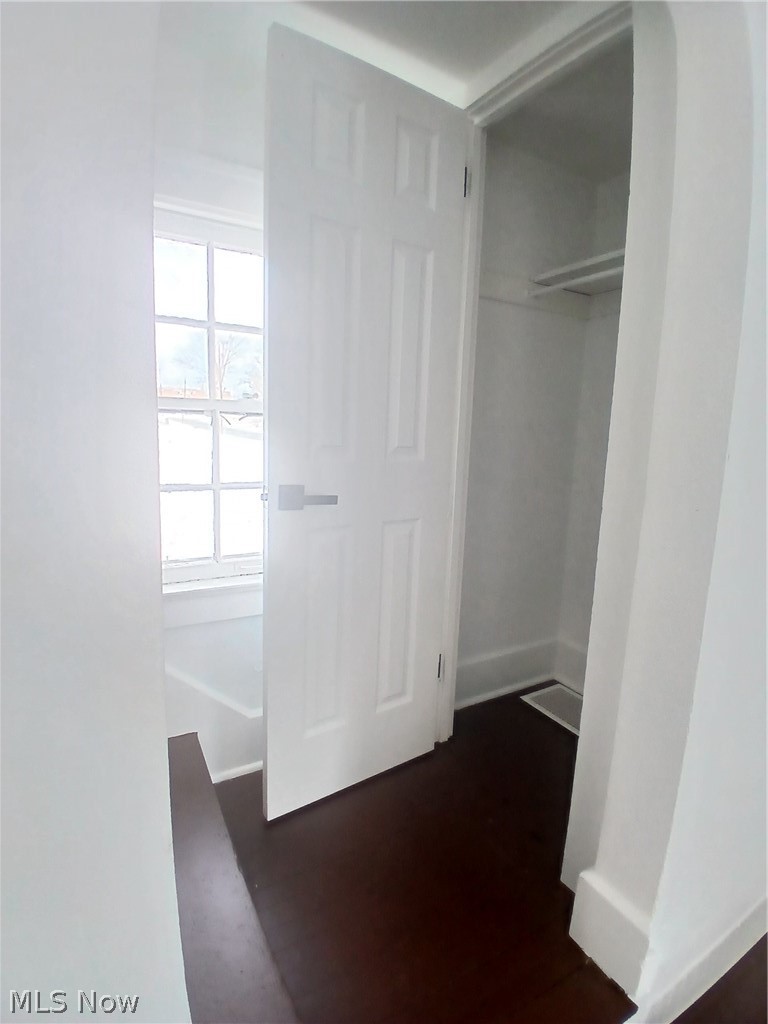 39 Hilton Avenue Property Photo 12
