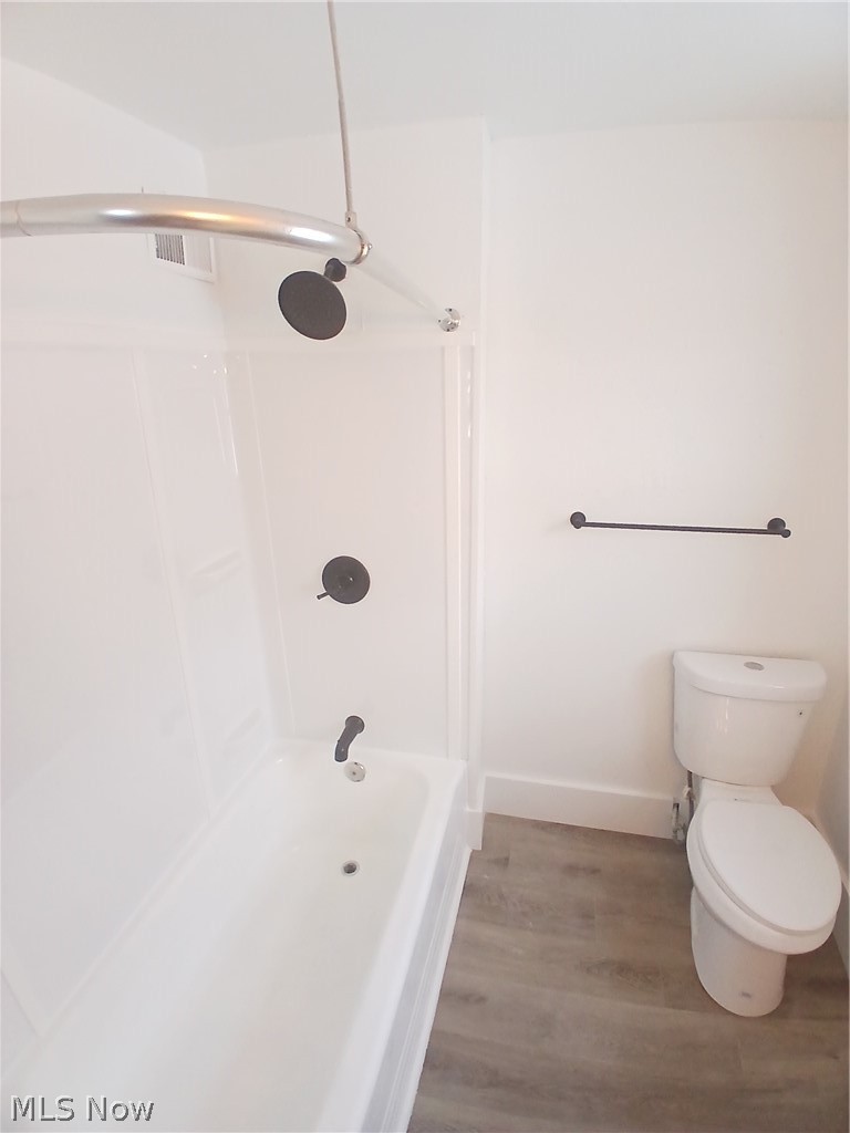 39 Hilton Avenue Property Photo 21