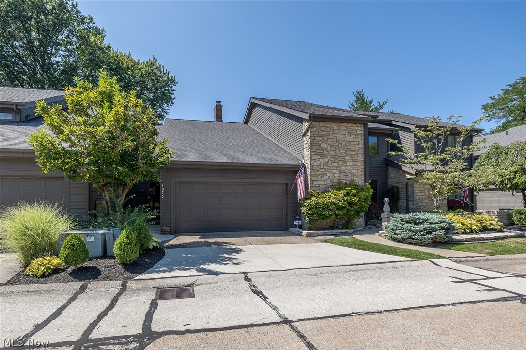 1070 Stonewood Court