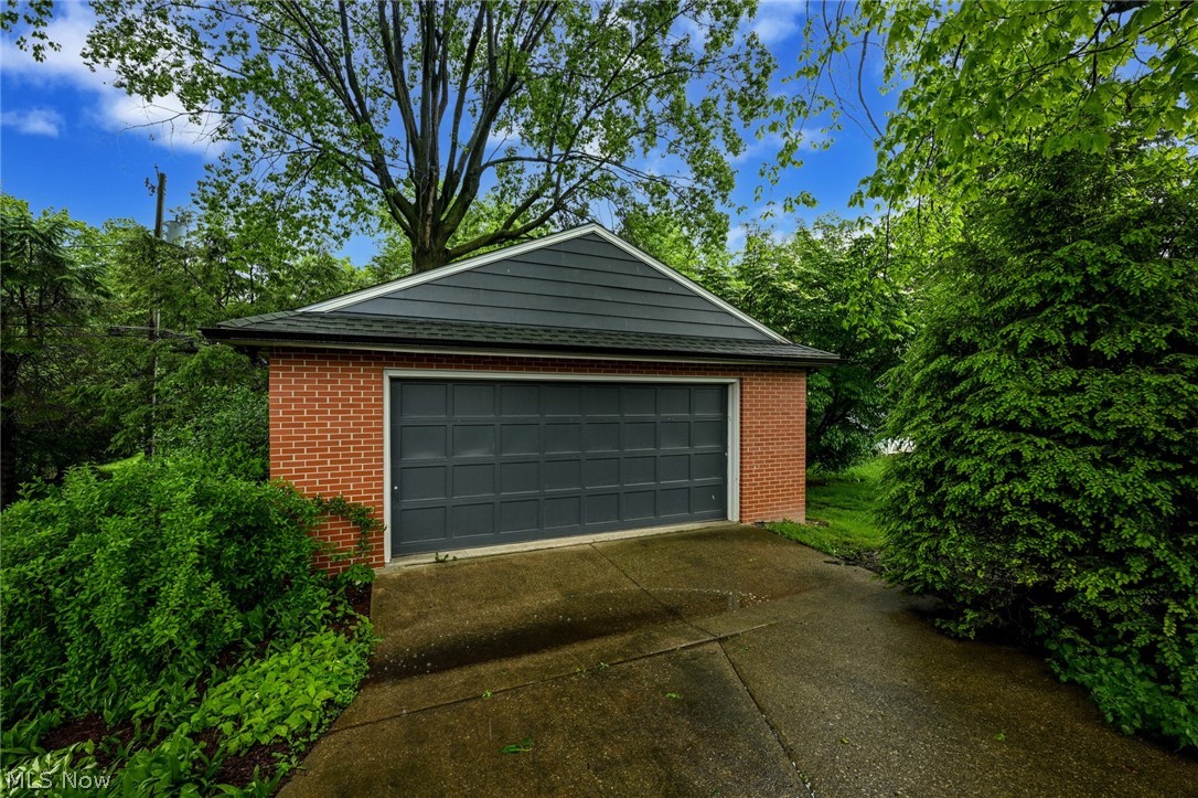 3021 Fulton Drive Nw Property Photo 6