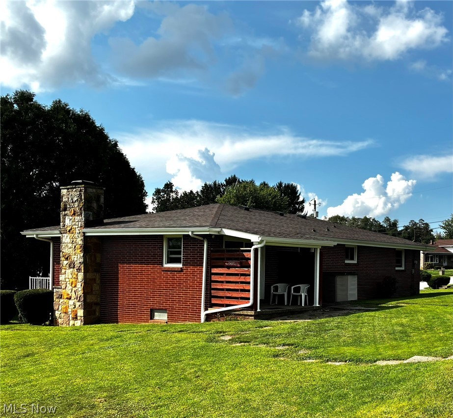 21 Sarah Boulevard Property Photo 5