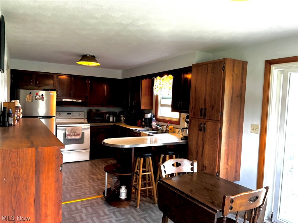 21 Sarah Boulevard Property Photo 18