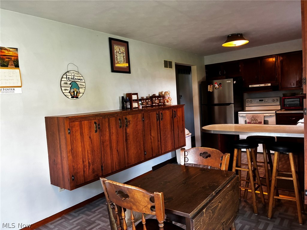 21 Sarah Boulevard Property Photo 19