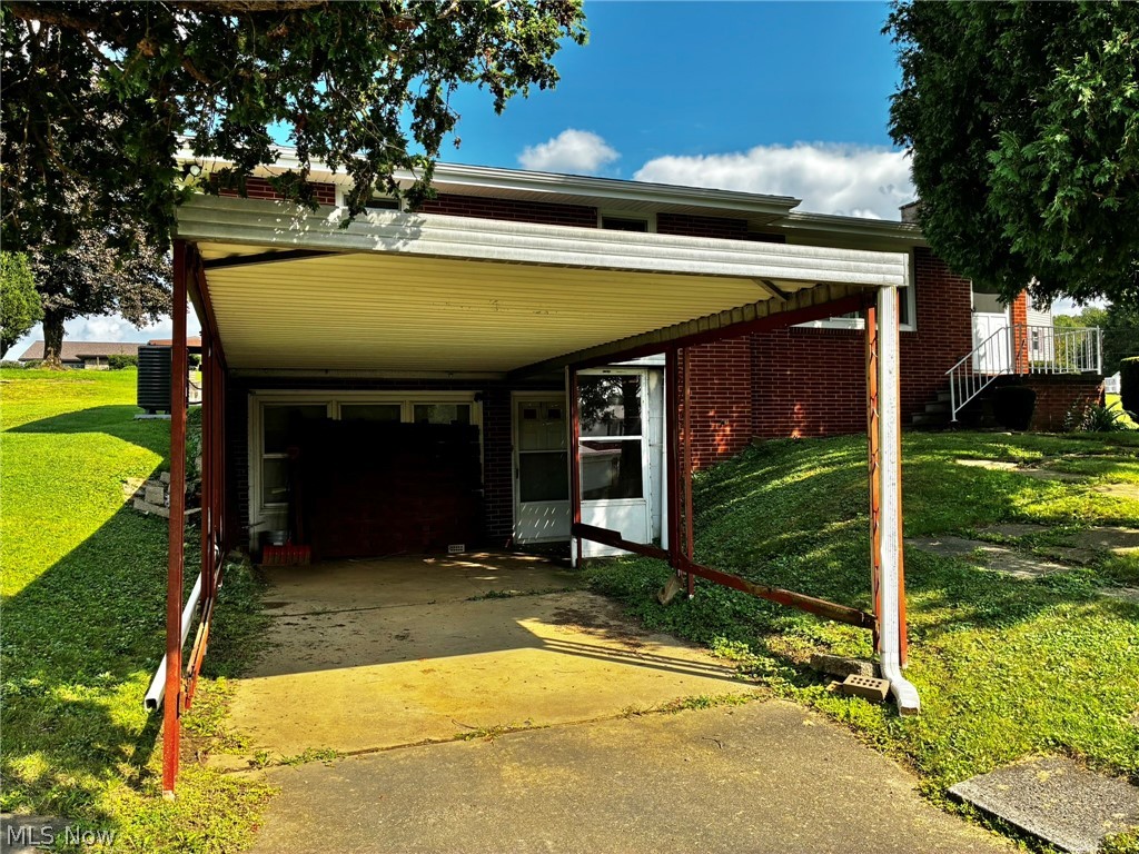 21 Sarah Boulevard Property Photo 36