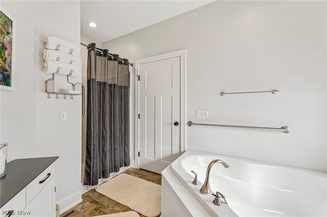 358 Reserve Avenue Property Photo 16