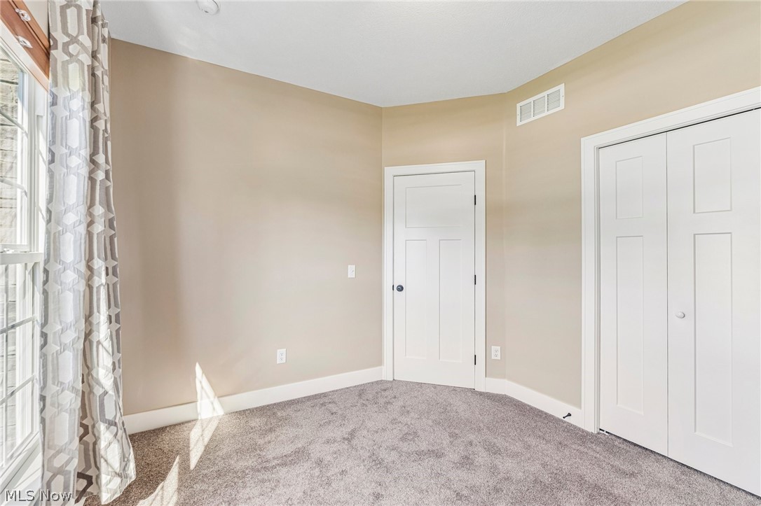 358 Reserve Avenue Property Photo 18