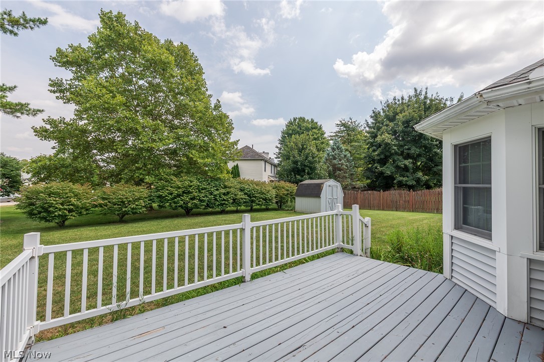 3233 Bramblewood Way Property Photo 10