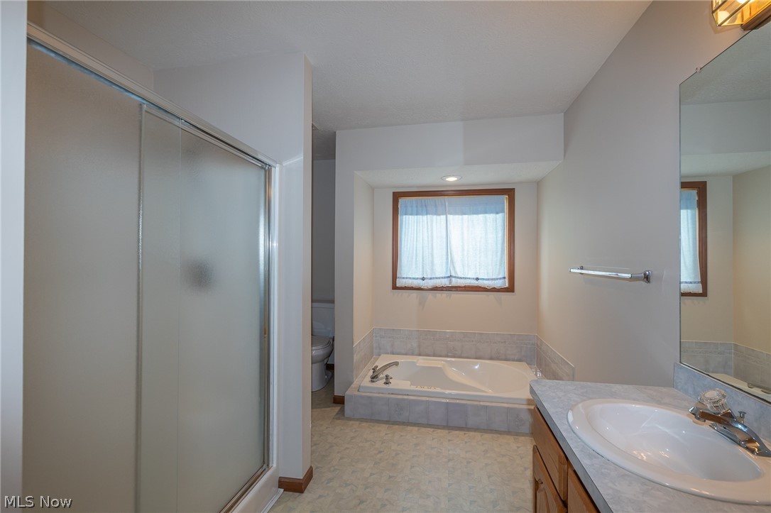3233 Bramblewood Way Property Photo 31
