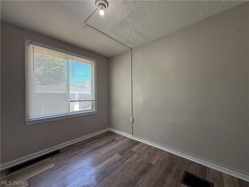 8208 Denison Avenue 4 Property Photo 12