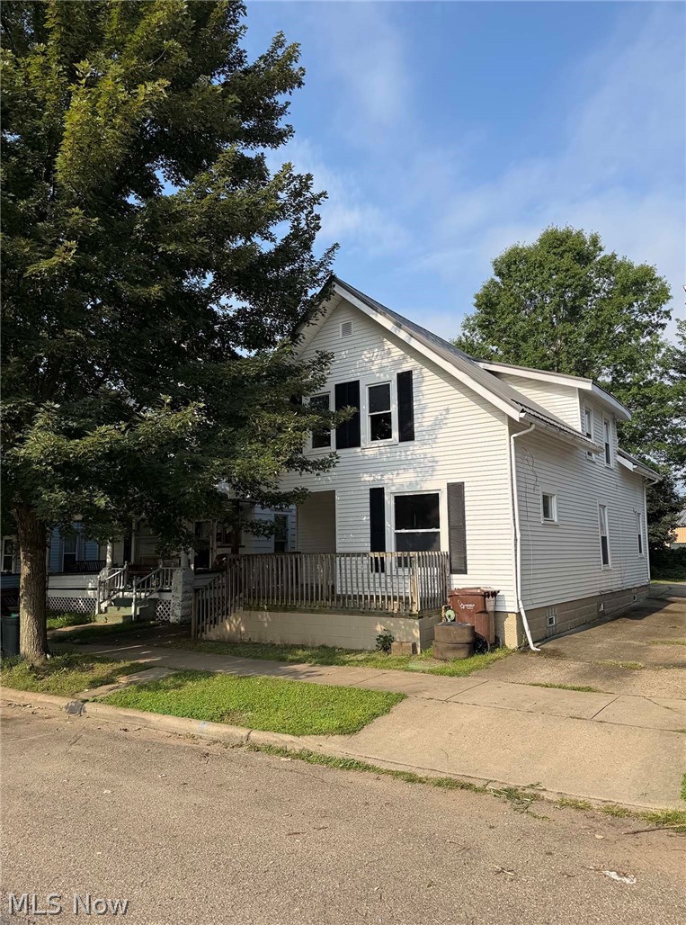 140 4th Street Ne Property Photo 1